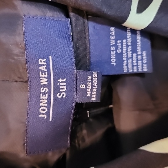 Jones Wear Suit sz 6 Jacket and Skirt - Picture 2 of 5